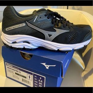 Mizuno Wave Inspire 15 size 9